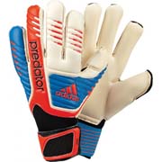 stap risico Ik heb een Engelse les What Gloves Does Iker Casillas Wear - Keeper Portal